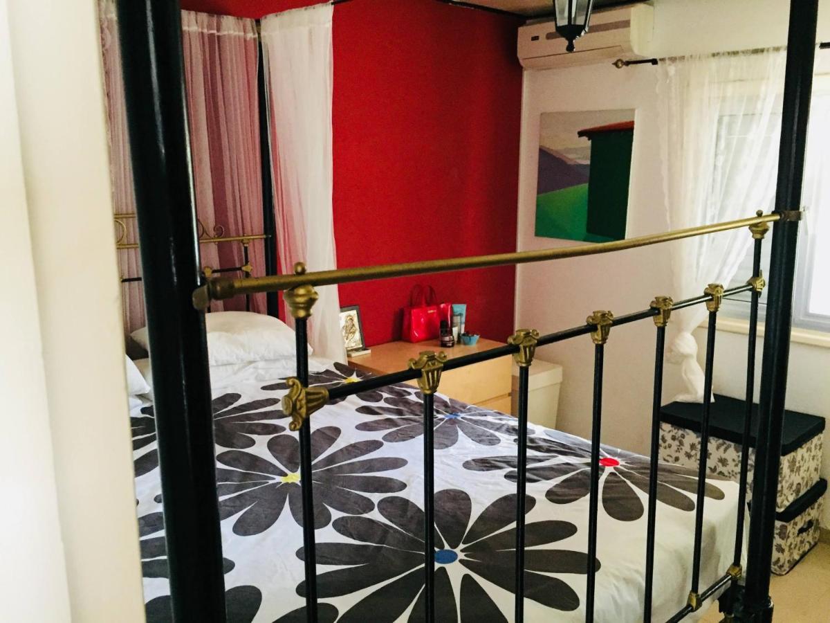Artist Cottage In Dromolaxia Larnaca Ngoại thất bức ảnh