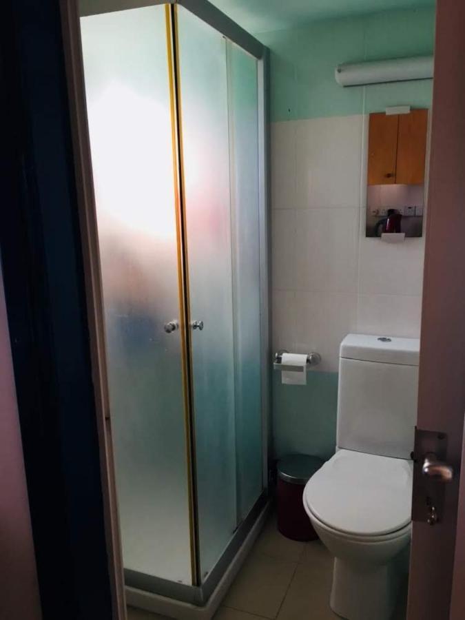 Artist Cottage In Dromolaxia Larnaca Ngoại thất bức ảnh