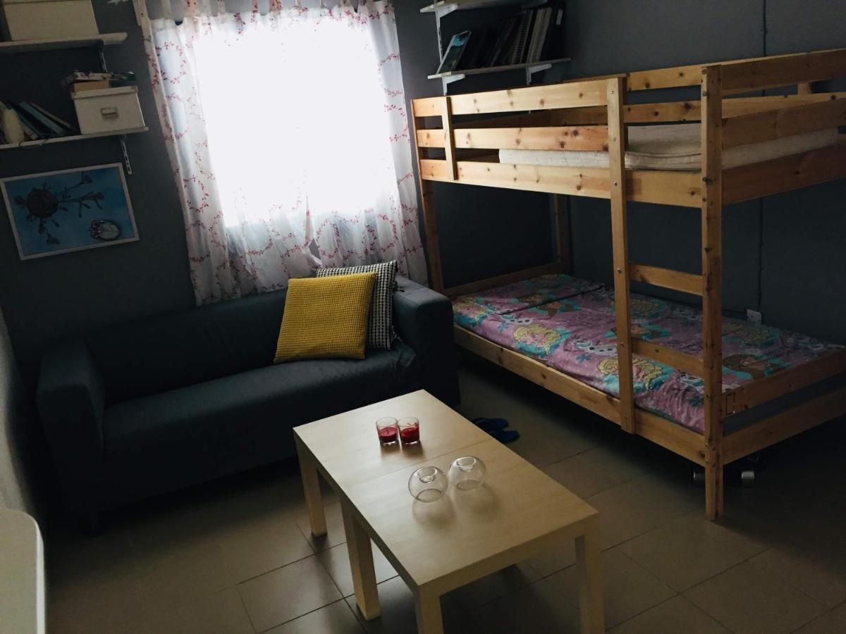 Artist Cottage In Dromolaxia Larnaca Ngoại thất bức ảnh